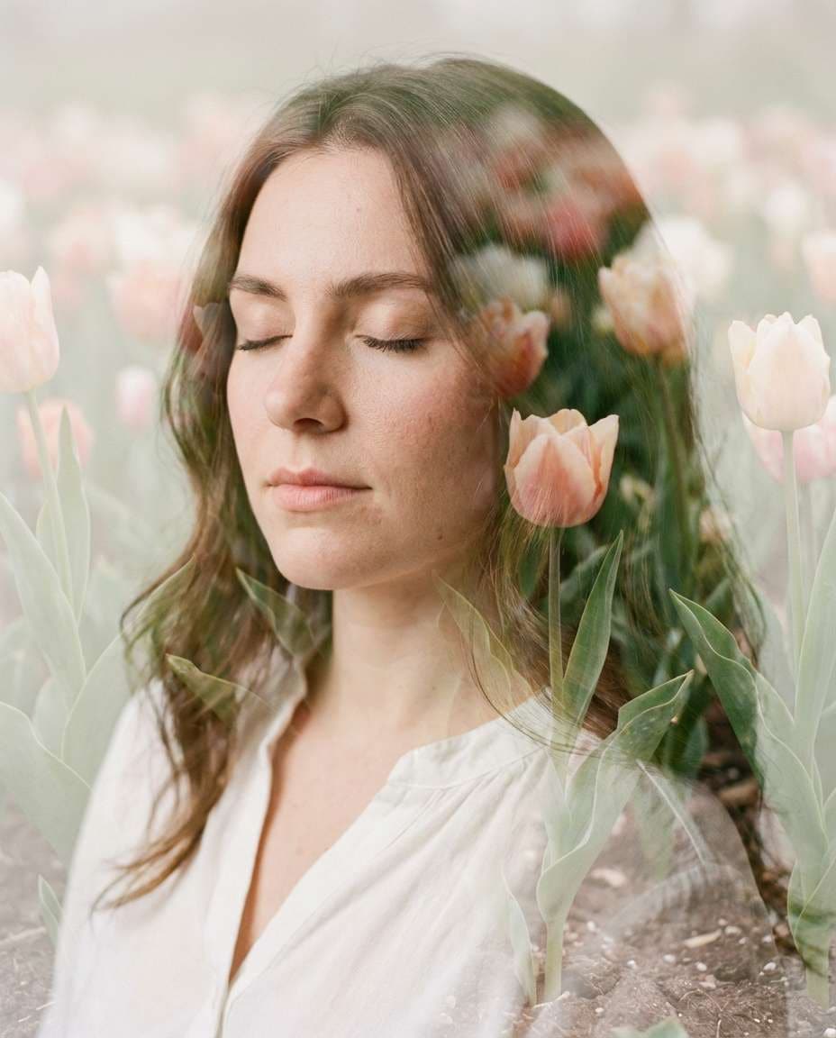 Artful Floral Double Exposure AI portrait example — AI Tulip Garden Photography Prompt